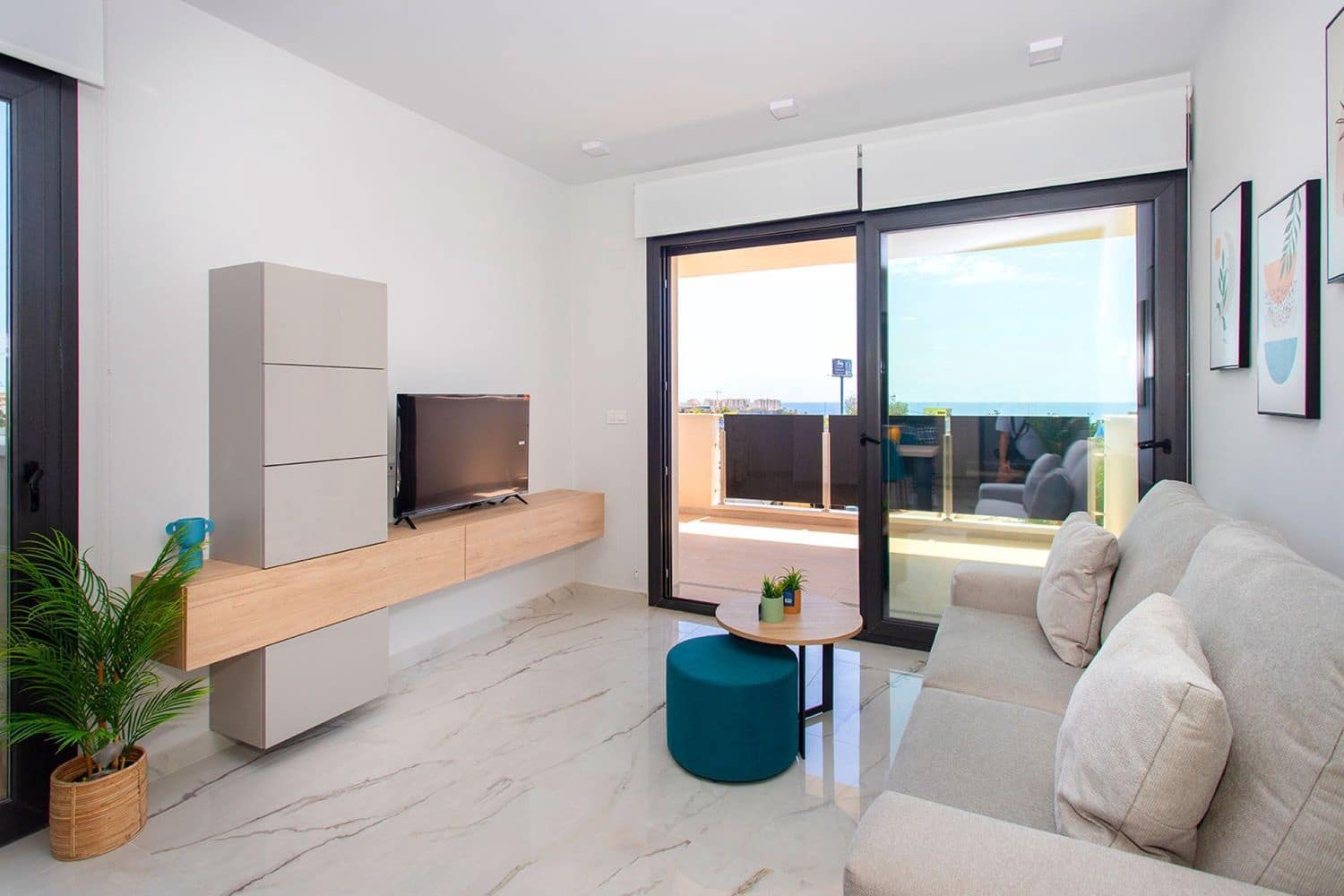 2 soveværelse Lejlighed til salg i Orihuela Costa med swimmingpool garage - € 345.000 (Ref: 8417351)