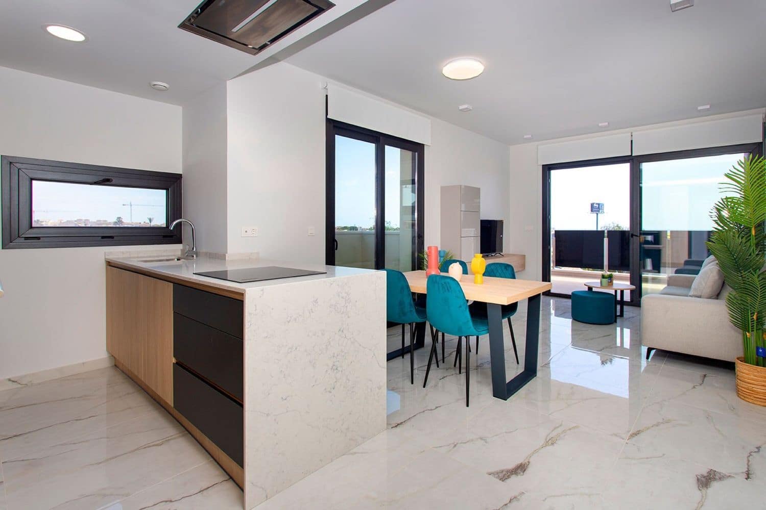 2 soveværelse Lejlighed til salg i Orihuela Costa med swimmingpool garage - € 345.000 (Ref: 8417351)