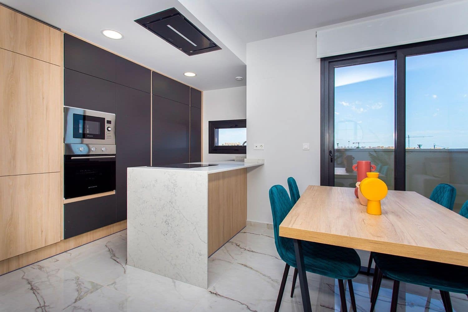 2 soveværelse Lejlighed til salg i Orihuela Costa med swimmingpool garage - € 345.000 (Ref: 8417351)