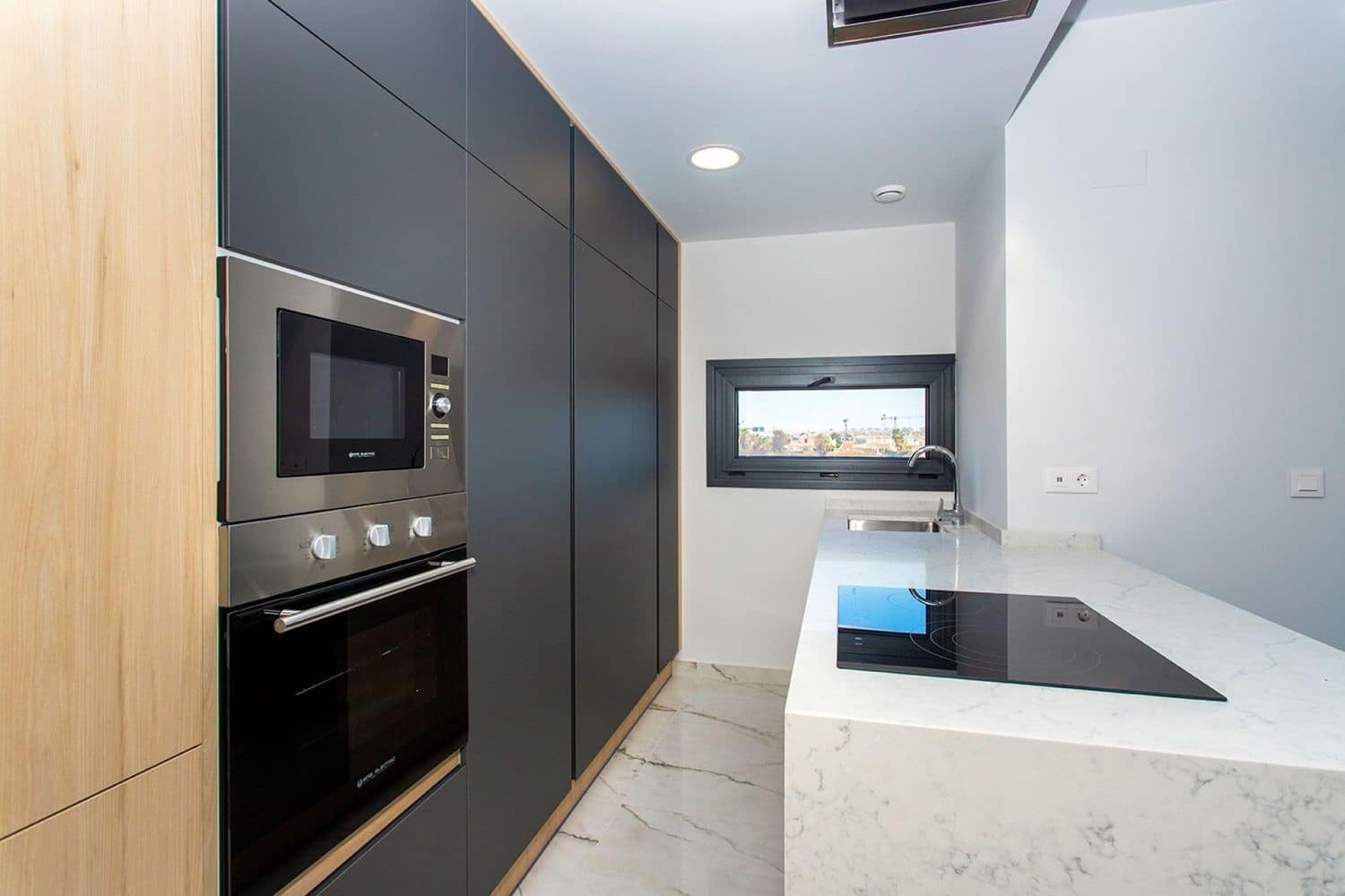 2 soveværelse Lejlighed til salg i Orihuela Costa med swimmingpool garage - € 345.000 (Ref: 8417351)