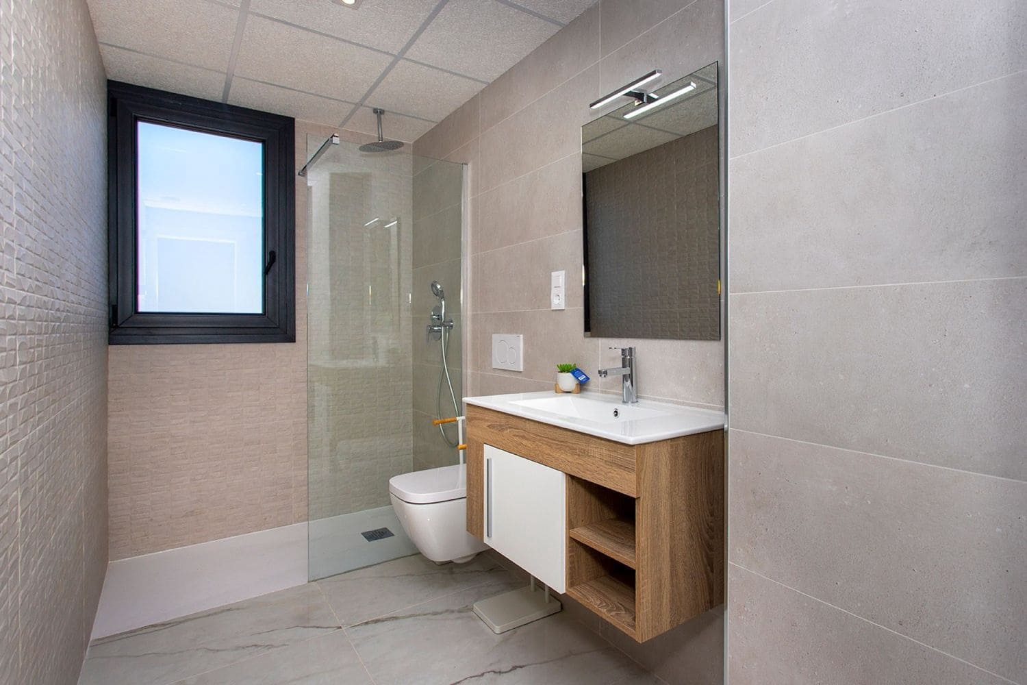 2 soveværelse Lejlighed til salg i Orihuela Costa med swimmingpool garage - € 345.000 (Ref: 8417351)