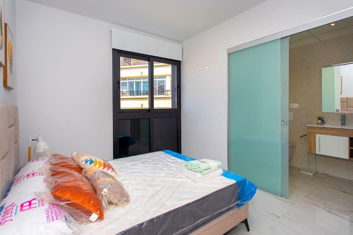 2 soveværelse Lejlighed til salg i Orihuela Costa med swimmingpool garage - € 345.000 (Ref: 8417351)