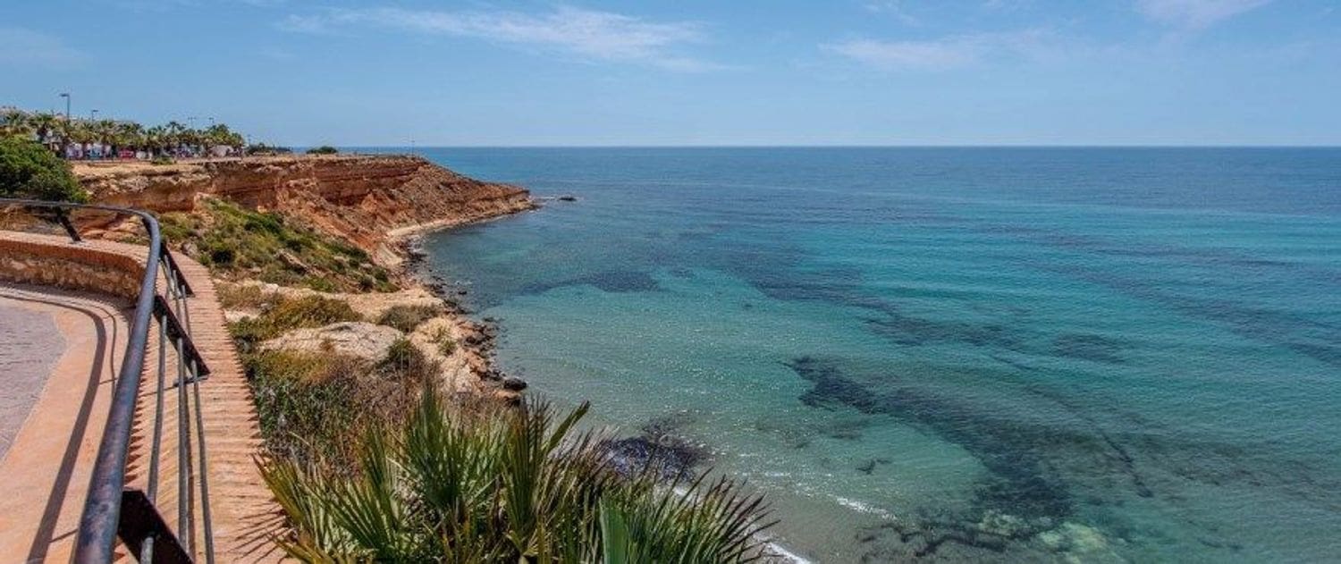 2 sypialnia Apartament na sprzedaż w La Mata z basenem garażem - 245 000 € (Ref: 8477645)