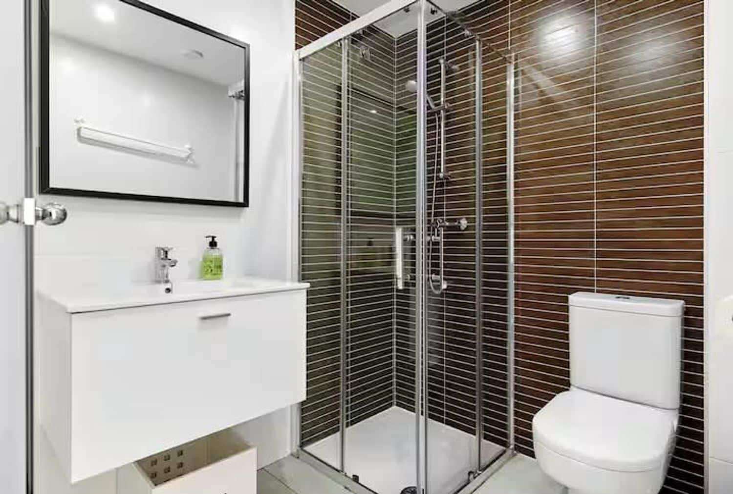 2 soveværelse Lejlighed til salg i Torrevieja med swimmingpool garage - € 259.000 (Ref: 8985503)