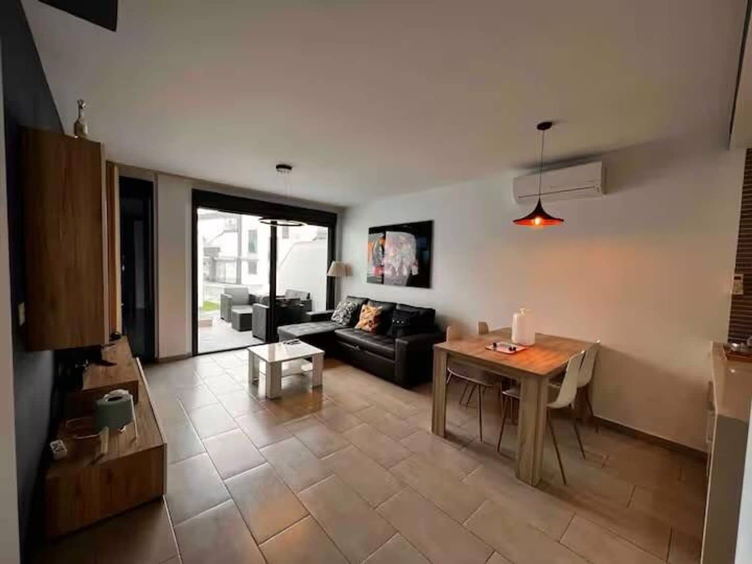 2 soveværelse Lejlighed til salg i Torrevieja med swimmingpool garage - € 259.000 (Ref: 8985503)