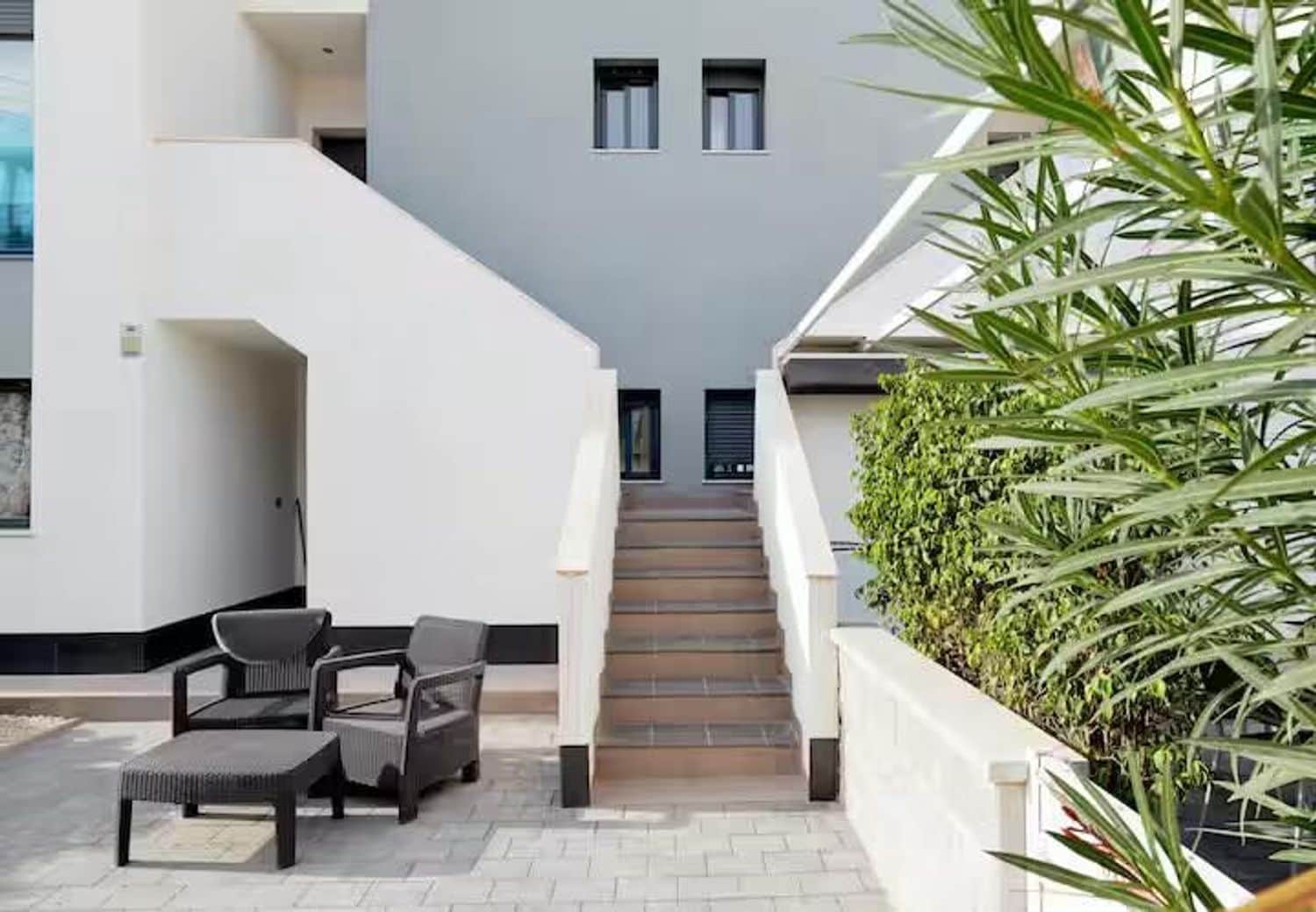 2 soveværelse Lejlighed til salg i Torrevieja med swimmingpool garage - € 259.000 (Ref: 8985503)