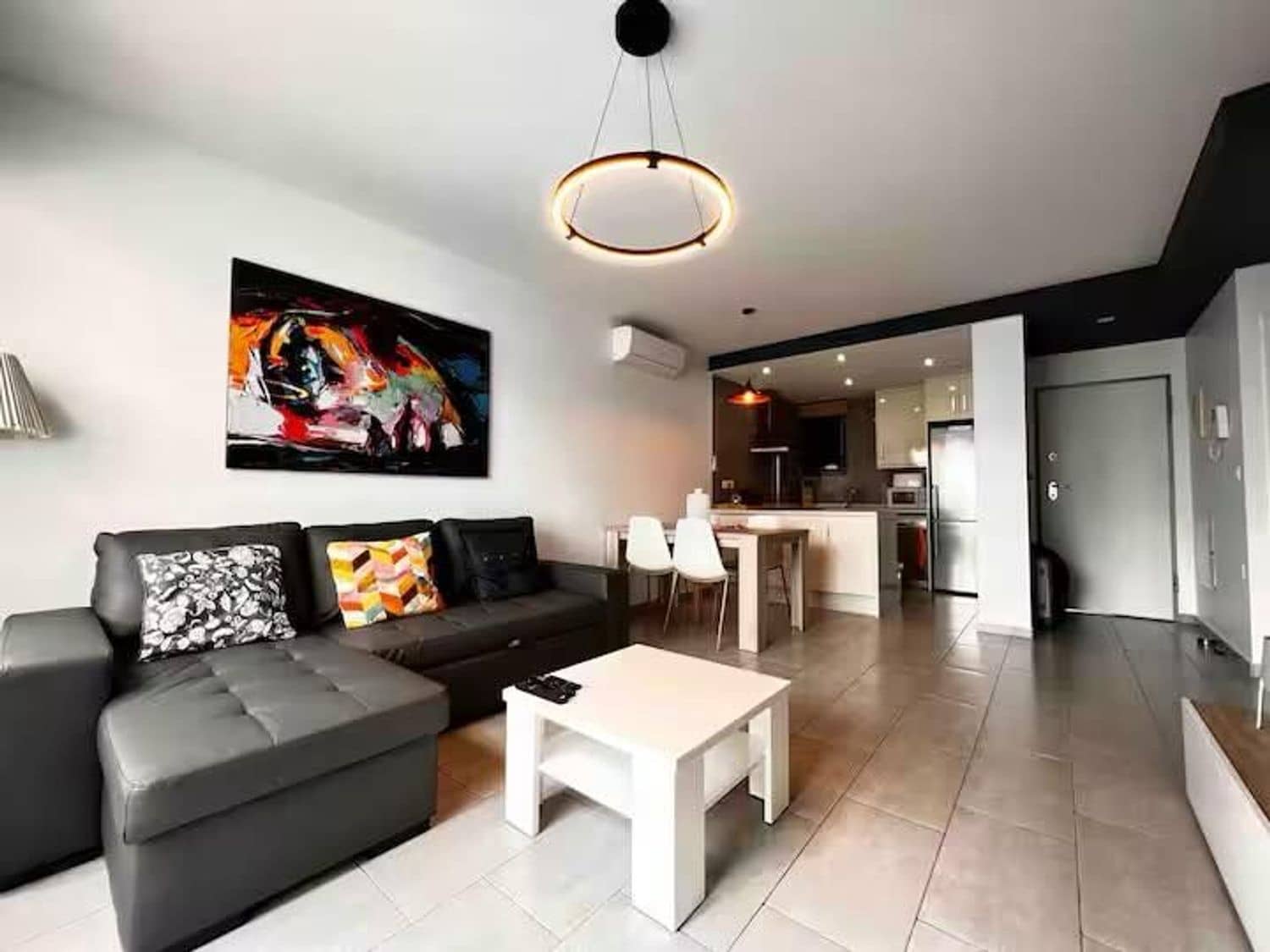 2 soveværelse Lejlighed til salg i Torrevieja med swimmingpool garage - € 259.000 (Ref: 8985503)