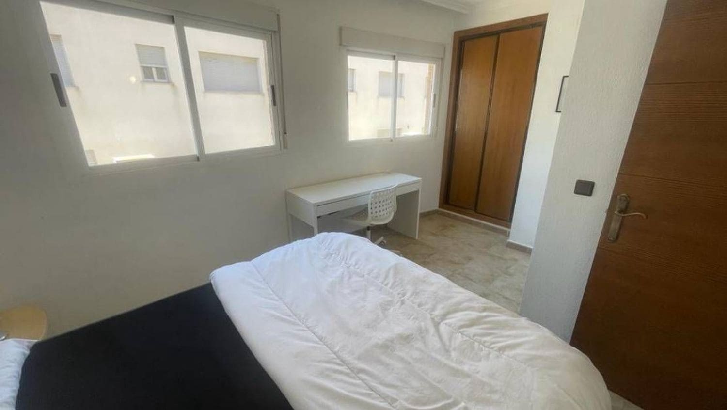 5 sypialnia Dom na sprzedaż w Guardamar del Segura z basenem garażem - 249 900 € (Ref: 9014417)