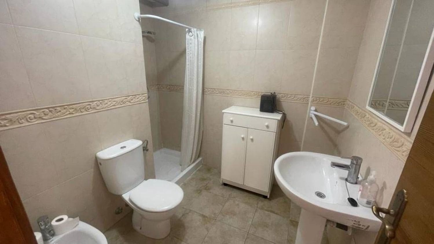 5 sypialnia Dom na sprzedaż w Guardamar del Segura z basenem garażem - 249 900 € (Ref: 9014417)