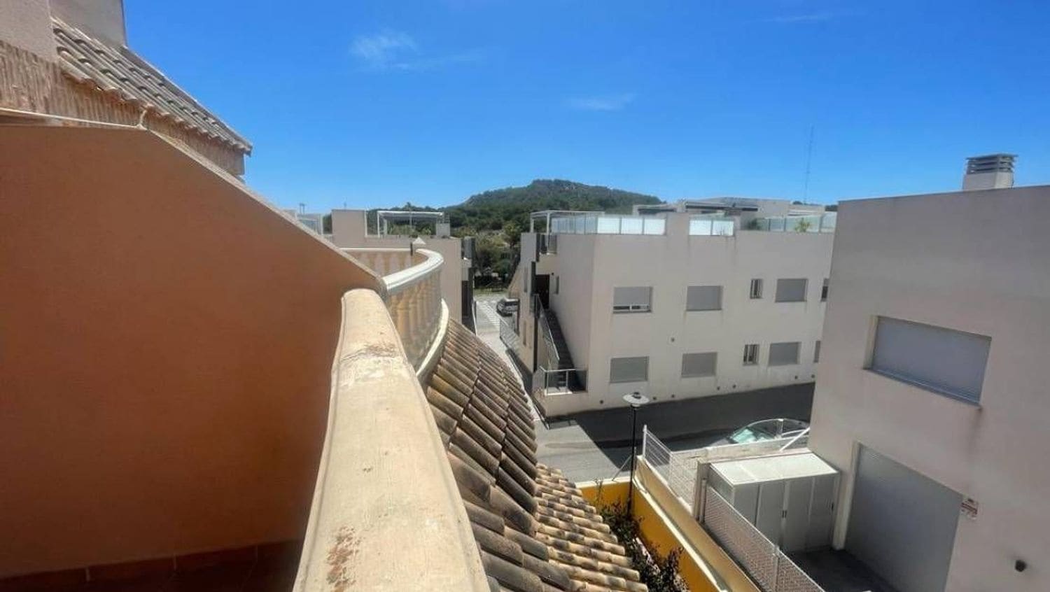 5 sypialnia Dom na sprzedaż w Guardamar del Segura z basenem garażem - 249 900 € (Ref: 9014417)