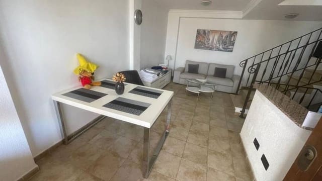 5 makuuhuone Omakotitalo myytävänä paikassa El Edén, Guardamar del Segura mukana uima-altaan 
autotalli - 249 900 € (Ref: 9014417)