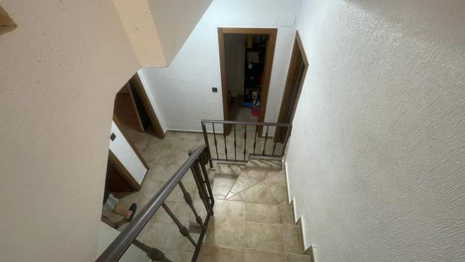 5 sypialnia Dom na sprzedaż w Guardamar del Segura z basenem garażem - 249 900 € (Ref: 9014417)