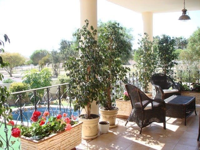 4 Zimmer Villa zu verkaufen in Ciudad Quesada, Rojales mit Pool Garage - 690.000 € (Ref: 9037899)