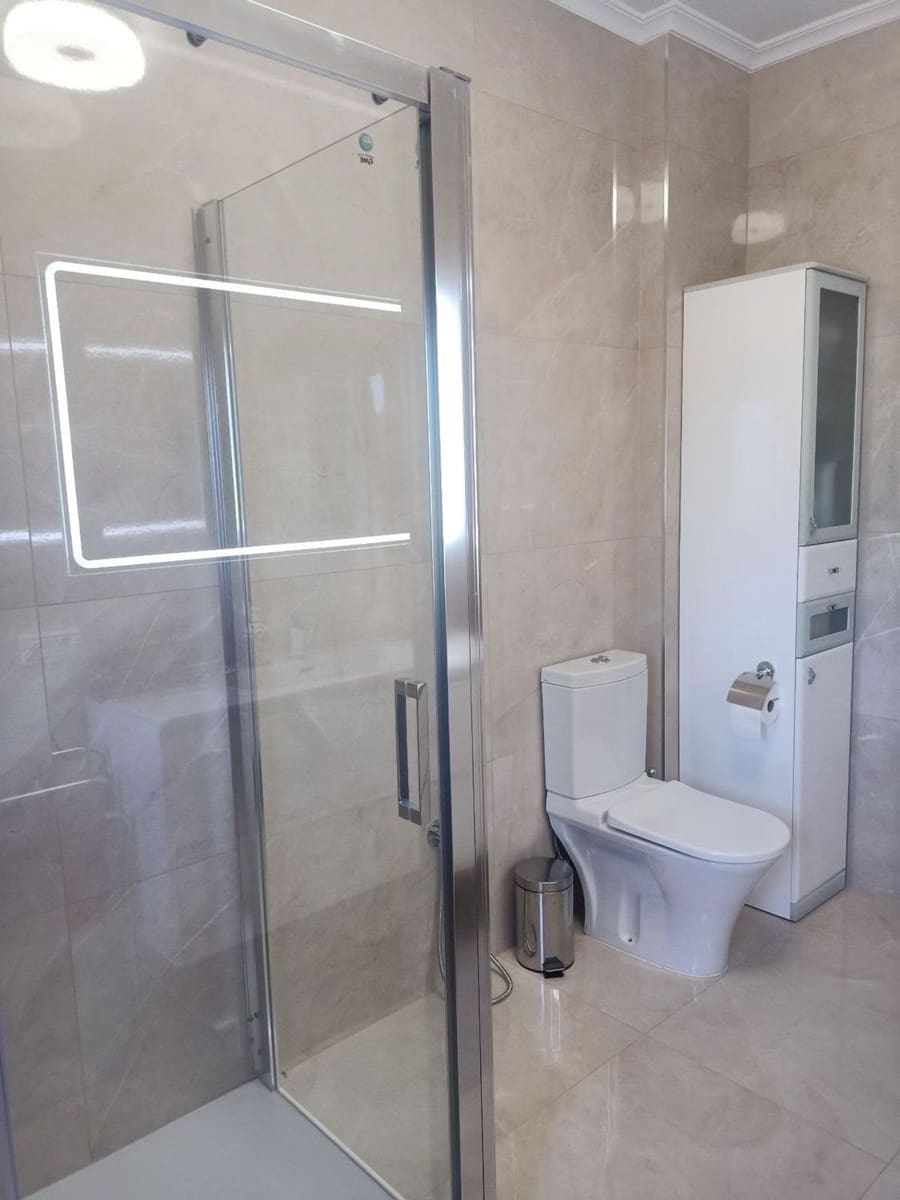 4 Zimmer Villa zu verkaufen in Ciudad Quesada mit Pool Garage - 690.000 € (Ref: 9037899)