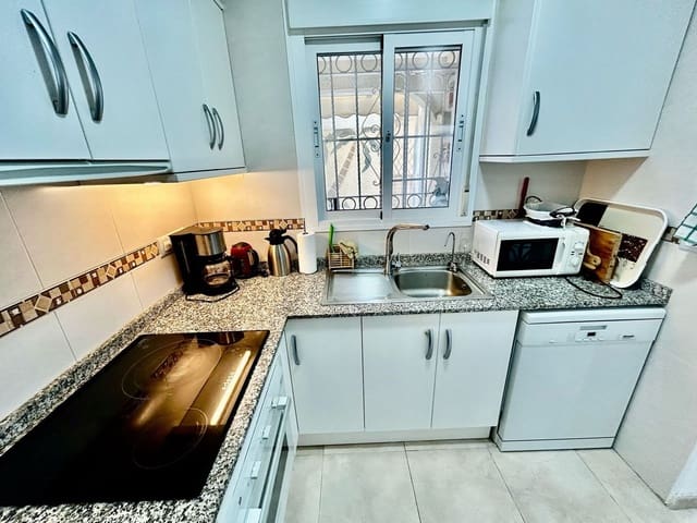 Chalet de 5 habitaciones en Rojales en venta con piscina garaje - 359.000 € (Ref: 9057202)