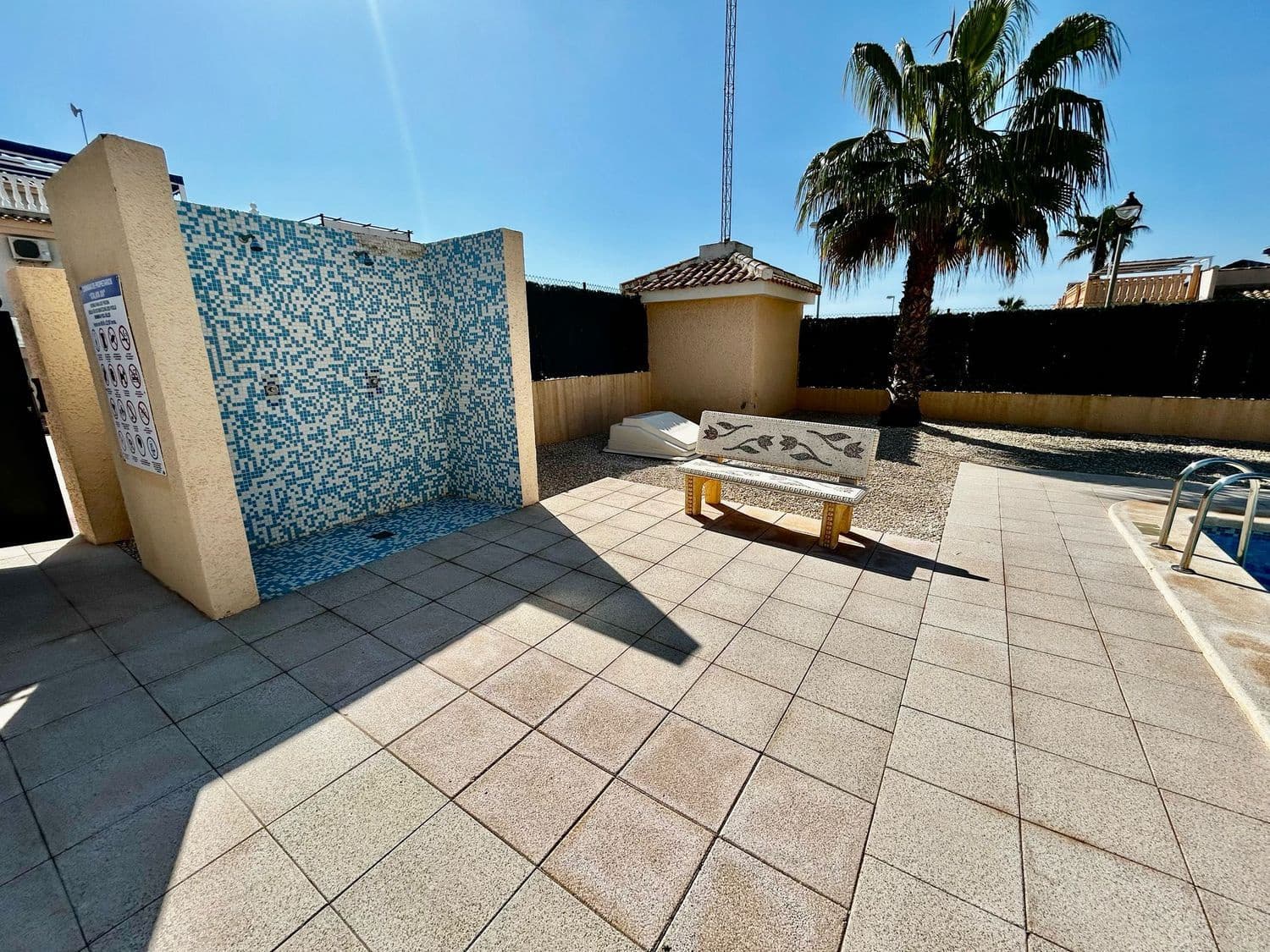 Chalet de 5 habitaciones en Rojales en venta con piscina garaje - 359.000 € (Ref: 9057202)