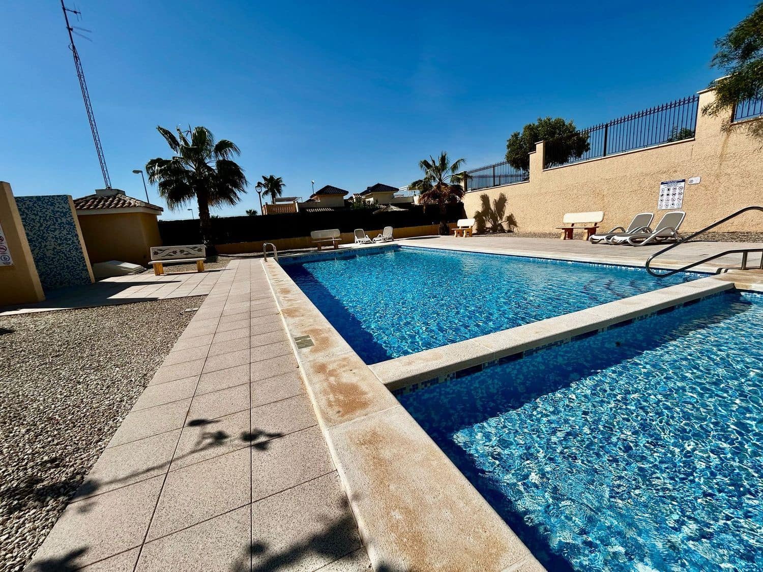 Chalet de 5 habitaciones en Rojales en venta con piscina garaje - 359.000 € (Ref: 9057202)