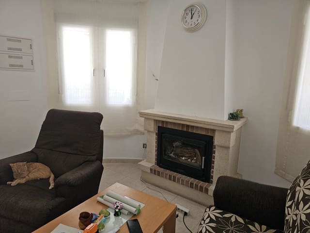 Chalet de 3 habitaciones en Benijófar en venta con piscina garaje - 350.000 € (Ref: 9062085)