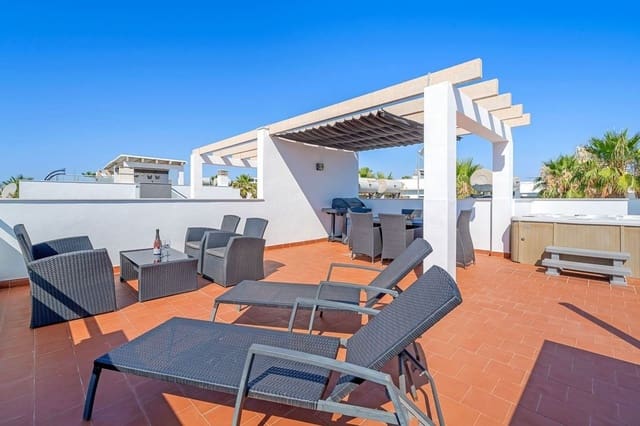 Apartamento de 2 habitaciones en Los Balcones - Los Altos, Torrevieja en venta con piscina garaje - 279.000 € (Ref: 9151680)