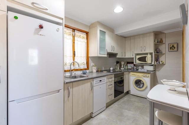 3 soveværelse Rækkehus til salg i Torreblanca, Torrevieja med swimmingpool garage - € 276.000 (Ref: 9235961)