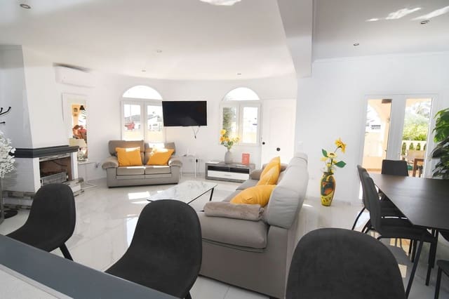 3 soveværelse Villa til salg i El Chaparral, Torrevieja med swimmingpool garage - € 575.000 (Ref: 9263966)