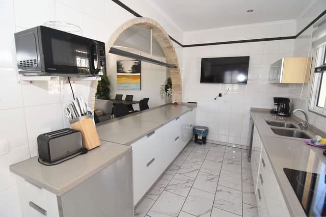 3 soveværelse Villa til salg i El Chaparral, Torrevieja med swimmingpool garage - € 575.000 (Ref: 9263966)