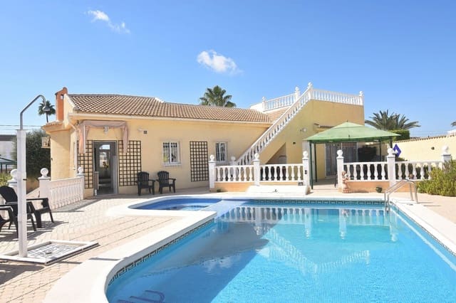 3 soveværelse Villa til salg i El Chaparral, Torrevieja med swimmingpool garage - € 575.000 (Ref: 9263966)