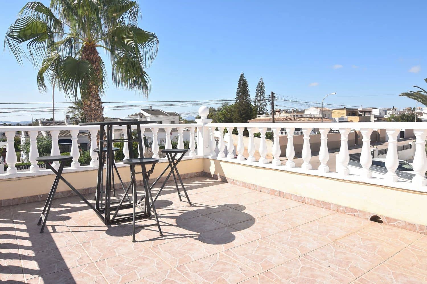 3 sypialnia Willa na sprzedaż w Torrevieja z basenem garażem - 575 000 € (Ref: 9263966)