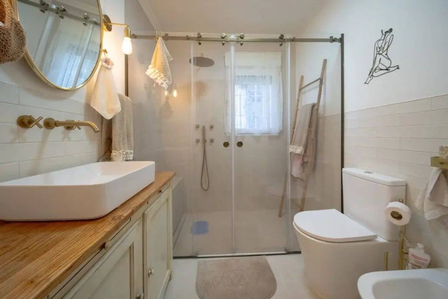 4 sypialnia Dom na sprzedaż w Torrevieja z basenem garażem - 490 000 € (Ref: 9300415)