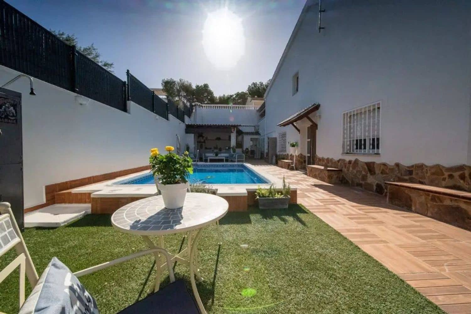 4 sypialnia Dom na sprzedaż w Torrevieja z basenem garażem - 490 000 € (Ref: 9300415)