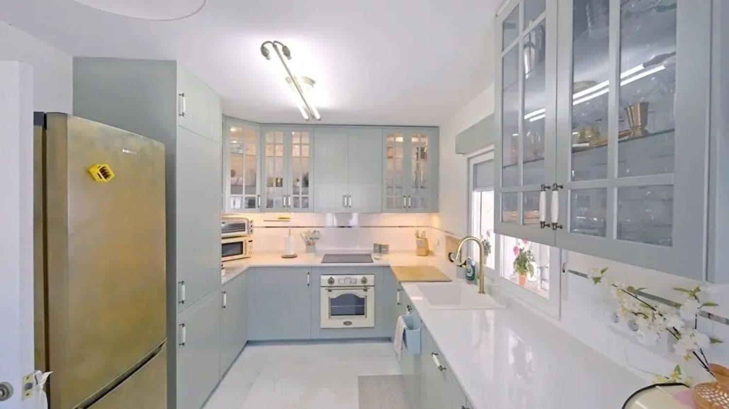 4 sypialnia Dom na sprzedaż w Torrevieja z basenem garażem - 490 000 € (Ref: 9300415)