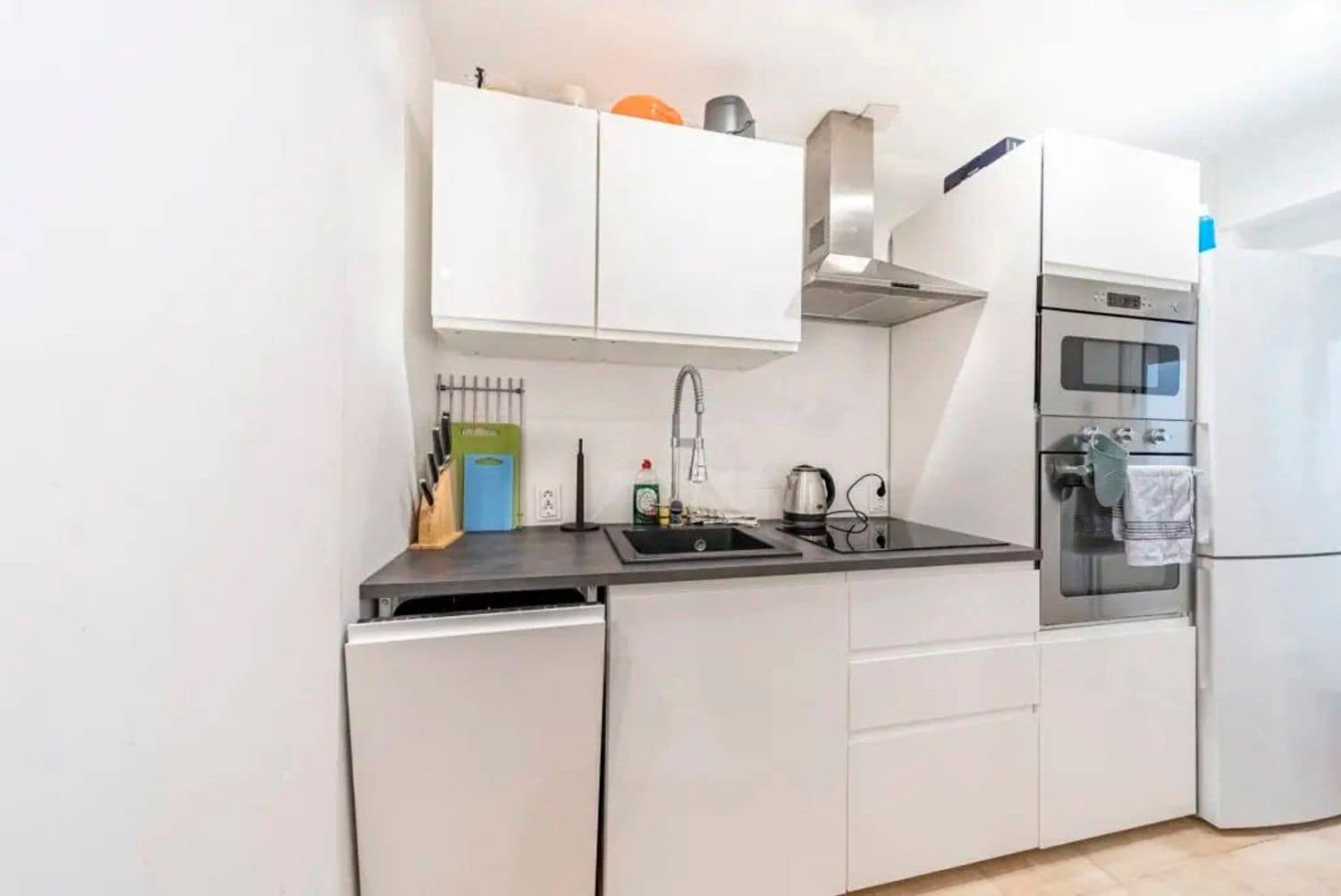 2 bedroom Apartment for sale in Punta Prima with pool garage - € 210,000 (Ref: 9300416)