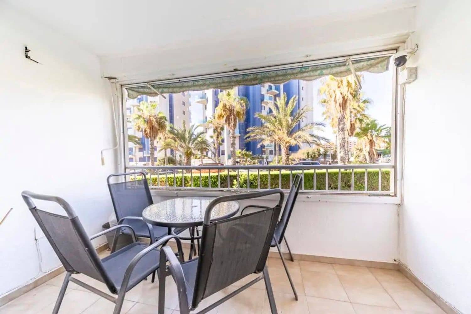 2 bedroom Apartment for sale in Punta Prima with pool garage - € 210,000 (Ref: 9300416)