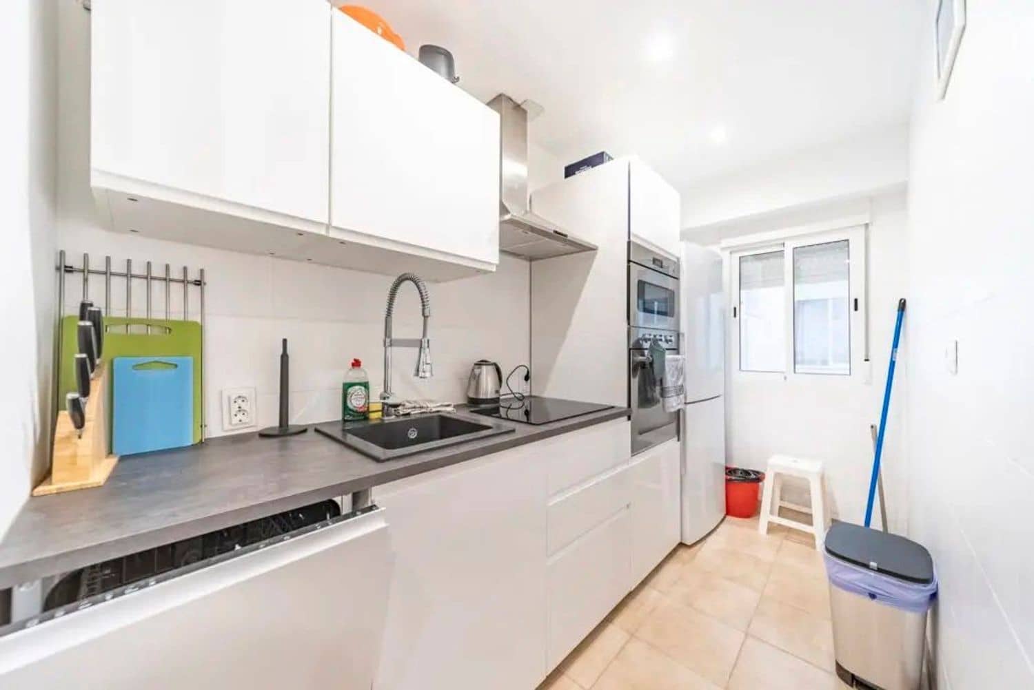 2 bedroom Apartment for sale in Punta Prima with pool garage - € 210,000 (Ref: 9300416)