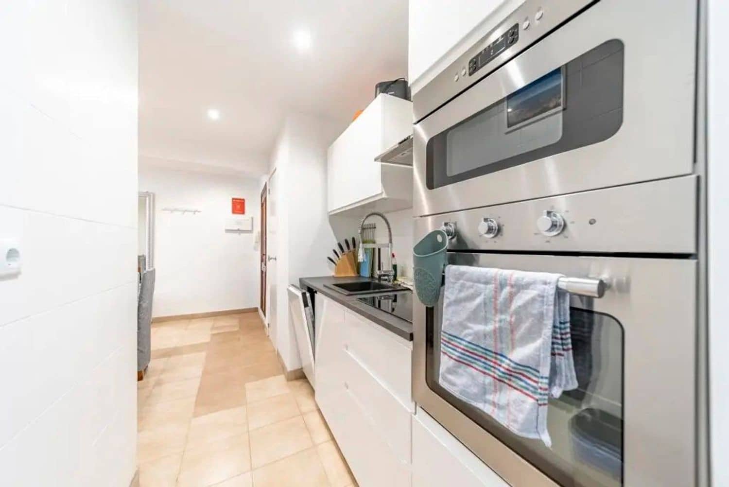 2 bedroom Apartment for sale in Punta Prima with pool garage - € 210,000 (Ref: 9300416)