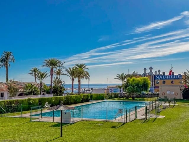 2 Zimmer Apartment zu verkaufen in Punta Prima, Torrevieja mit Pool Garage - 210.000 € (Ref: 9300416)