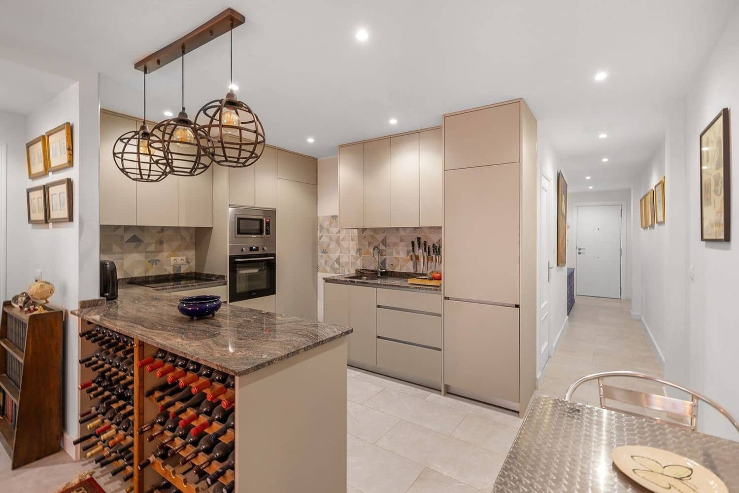 3 sovrum Lägenhet till salu i Torrevieja med garage - 179 900 € (Ref: 9300417)