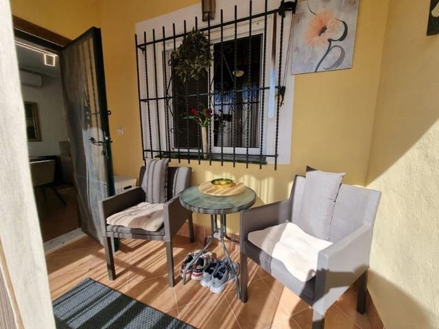 3 makuuhuone Omakotitalo myytävänä paikassa La Florida, Orihuela mukana uima-altaan 
autotalli - 179 000 € (Ref: 9371307)