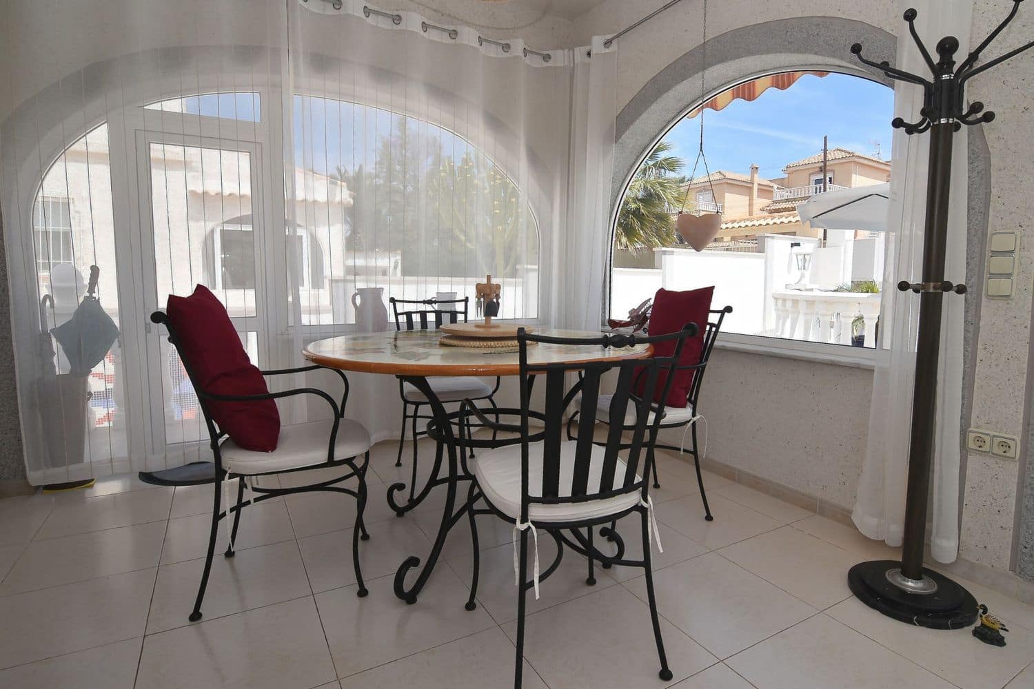 5 bedroom Villa for sale in Torrevieja with pool garage - € 499,000 (Ref: 9371312)