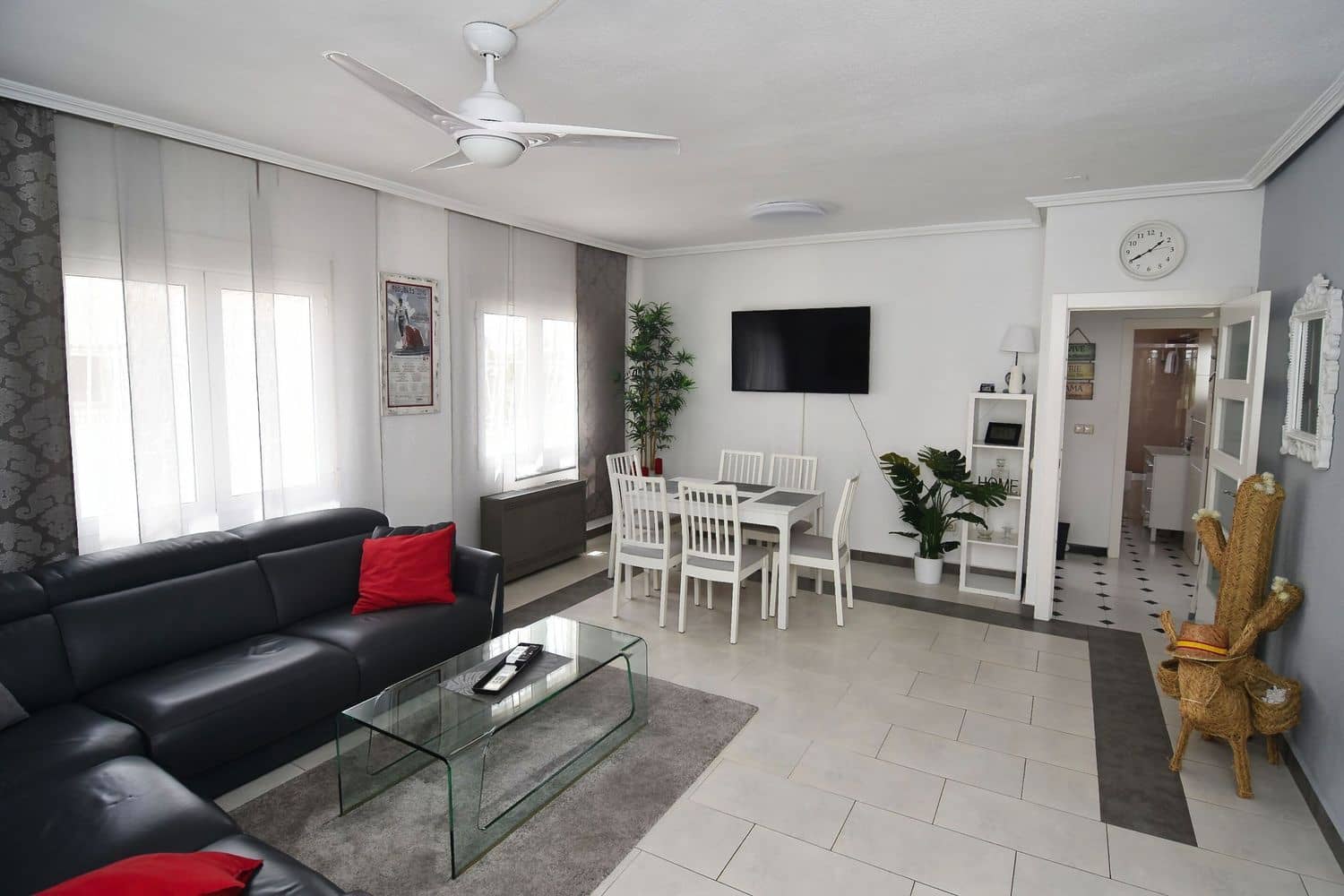 5 bedroom Villa for sale in Torrevieja with pool garage - € 499,000 (Ref: 9371312)