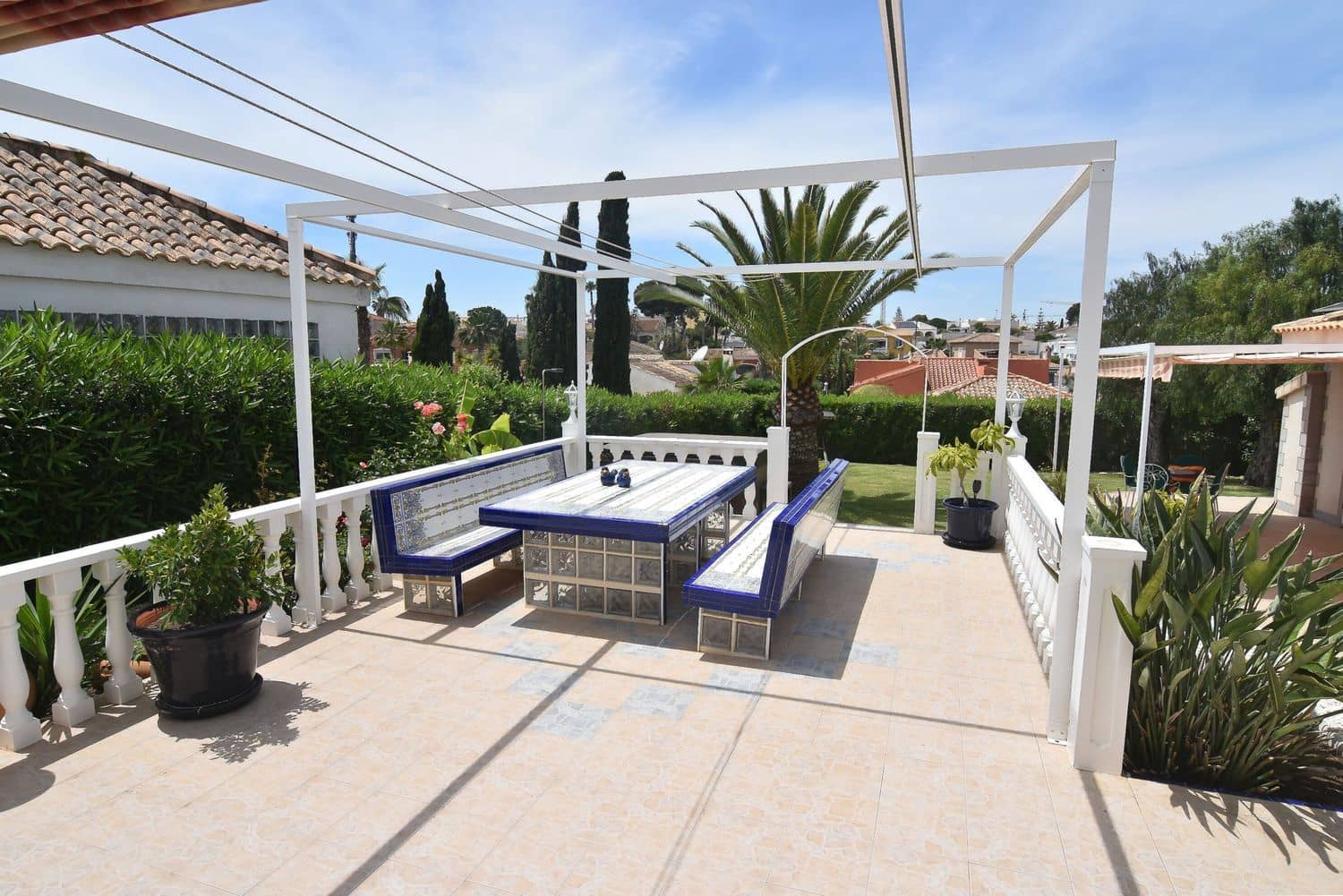 5 bedroom Villa for sale in Torrevieja with pool garage - € 499,000 (Ref: 9371312)