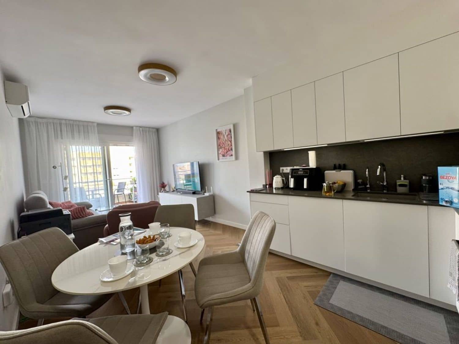 2 Zimmer Apartment zu verkaufen in Torrevieja mit Garage - 189.995 € (Ref: 9392075)