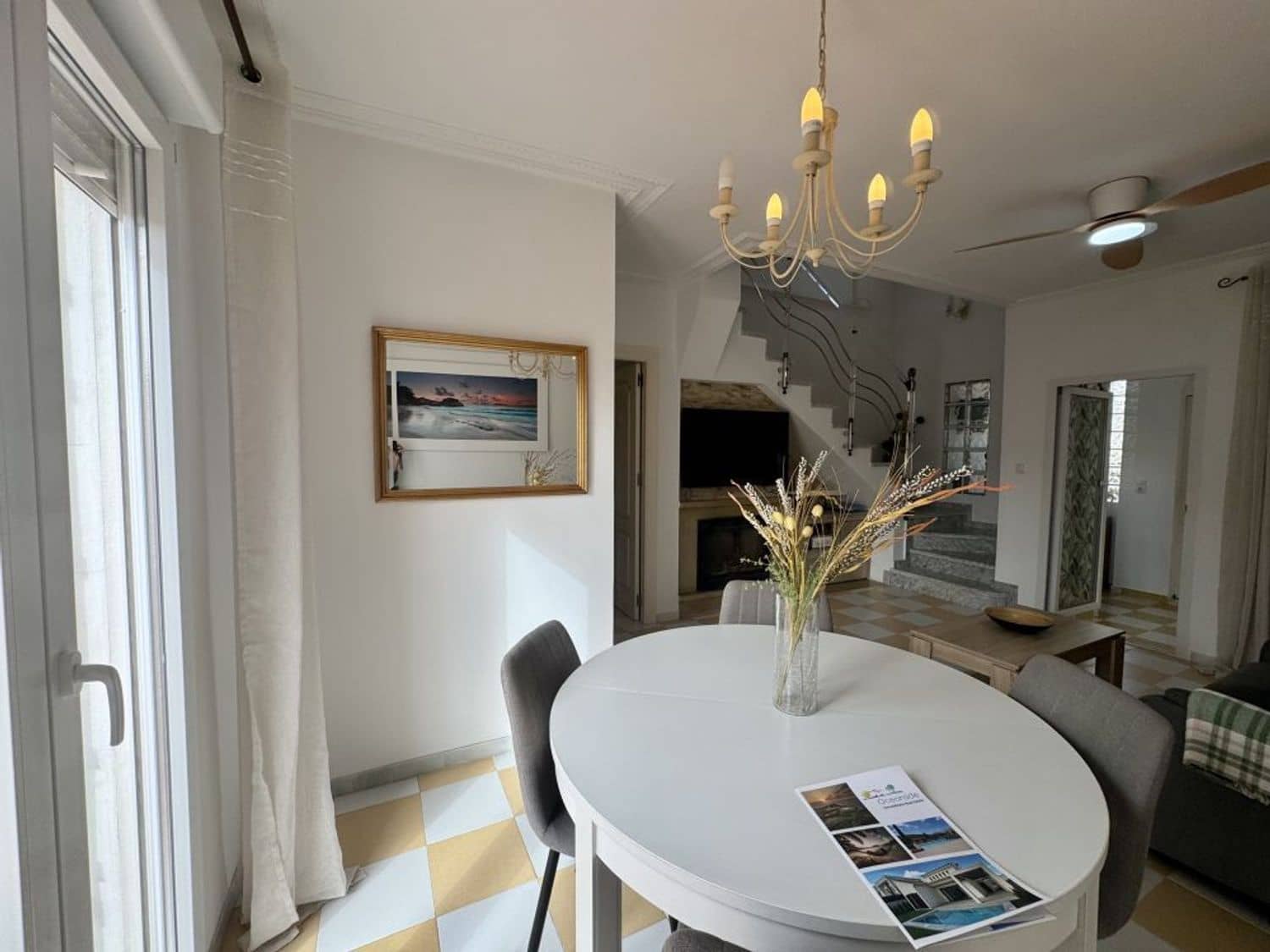 4 bedroom Villa for sale in Aguas Nuevas with garage - € 398,995 (Ref: 9393748)