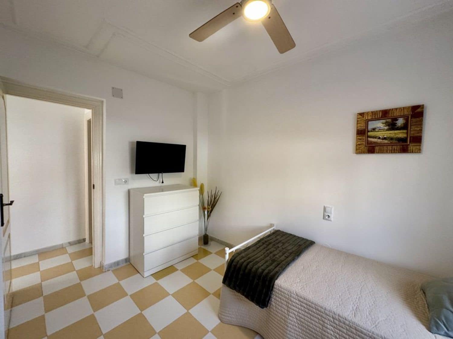 4 bedroom Villa for sale in Aguas Nuevas with garage - € 398,995 (Ref: 9393748)