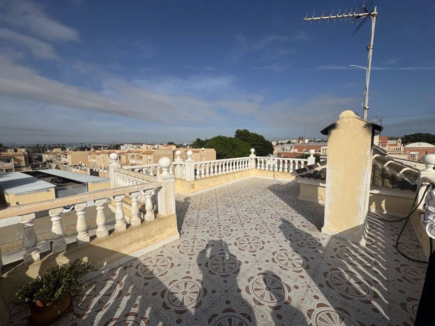 4 bedroom Villa for sale in Aguas Nuevas with garage - € 398,995 (Ref: 9393748)