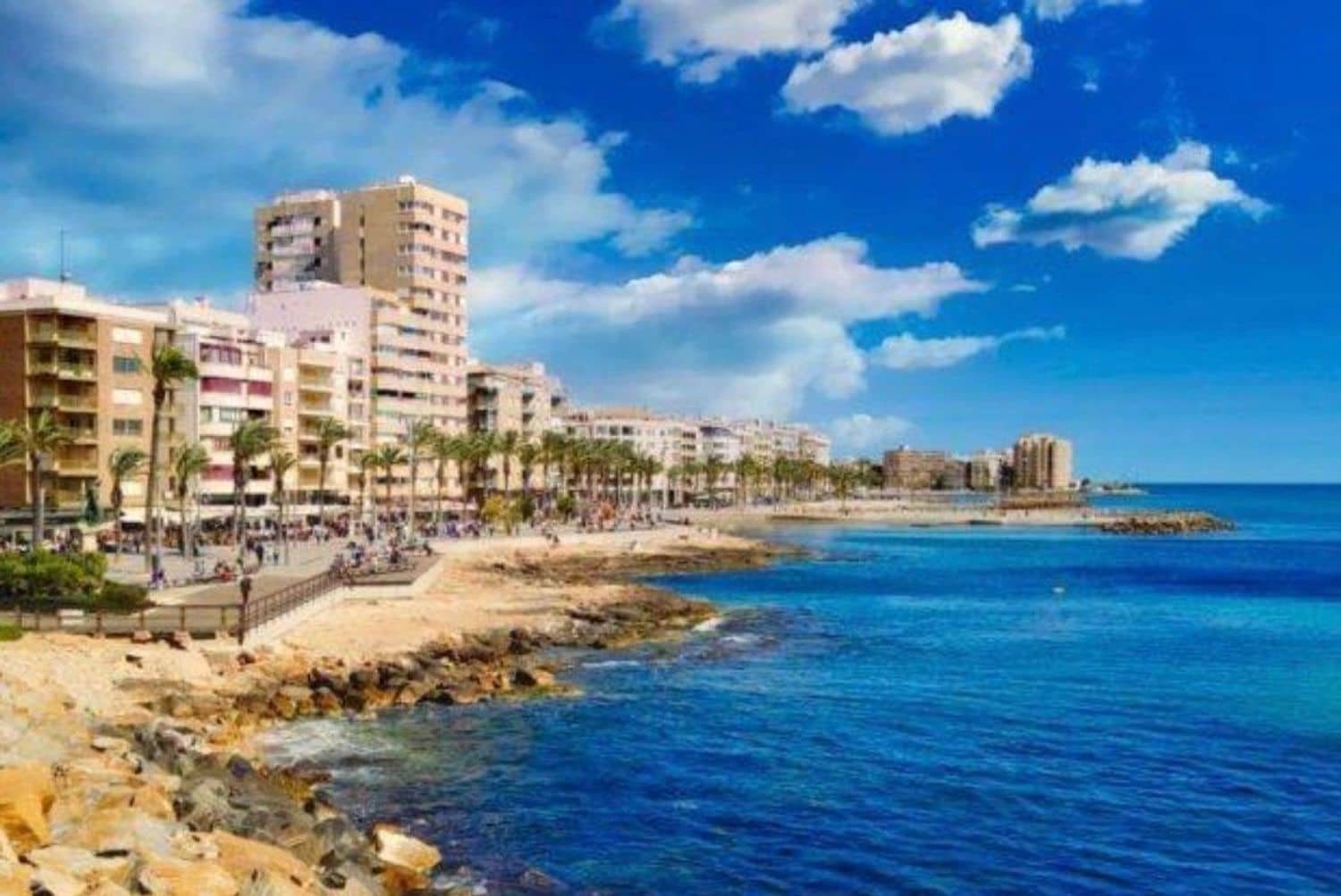 2 soveværelse Lejlighed til salg i Torrevieja med swimmingpool garage - € 269.000 (Ref: 9413722)