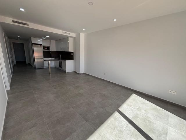 Apartamento de 3 habitaciones en Centro - Muelle Pesquero, Torrevieja en venta con piscina garaje - 329.000 € (Ref: 9422018)