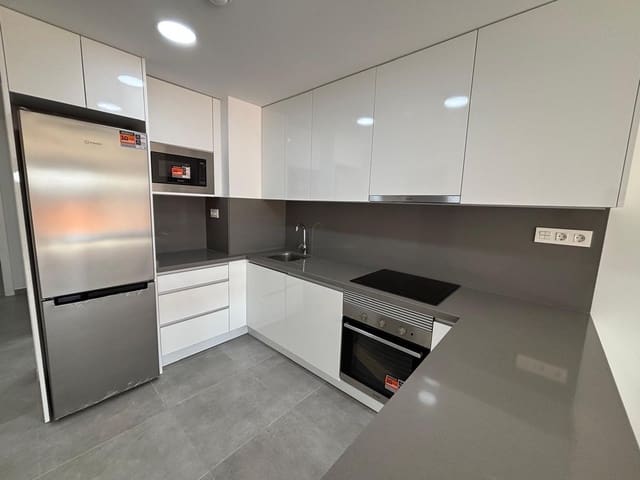 Apartamento de 3 habitaciones en Centro - Muelle Pesquero, Torrevieja en venta con piscina garaje - 329.000 € (Ref: 9422018)