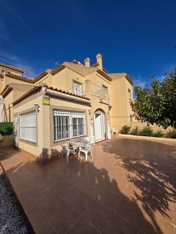 3 quarto Moradia para venda em Aguas Nuevas, Torrevieja com garagem - 290 000 € (Ref: 9422022)