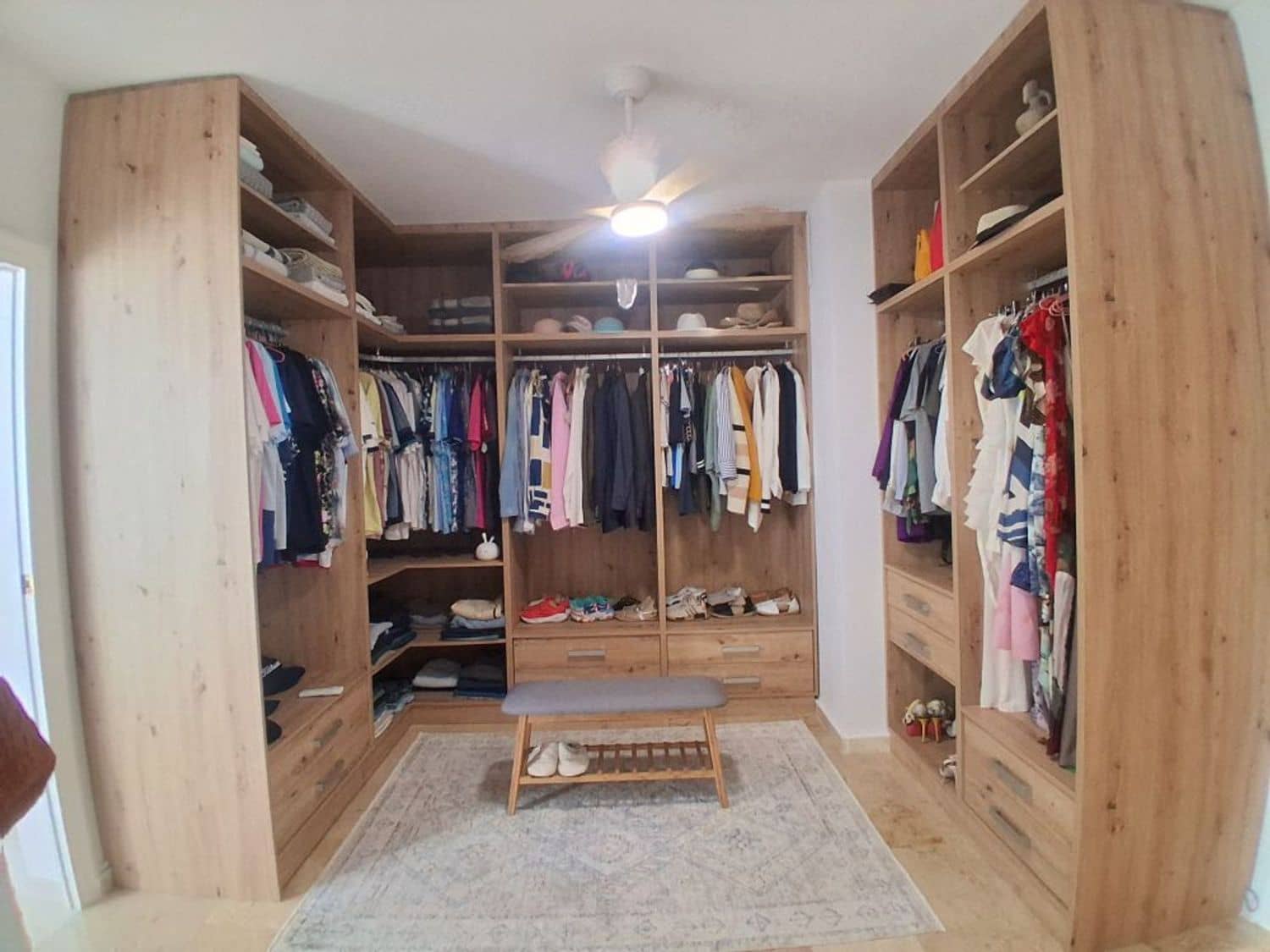 4 soverom Kjedet enebolig til salgs i Orihuela Costa med svømmebasseng garasje - € 499 990 (Ref: 9426833)